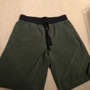 Lulelemon Core Short - Men’s L